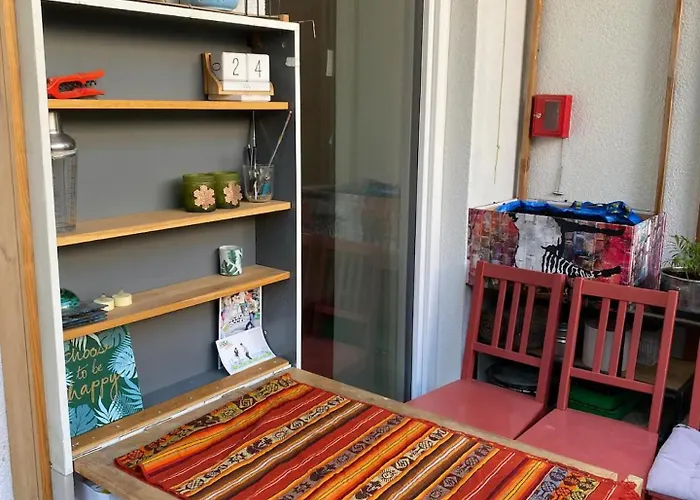 Mit Balkon