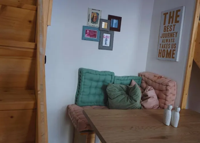 Mit Balkon Апартаменти